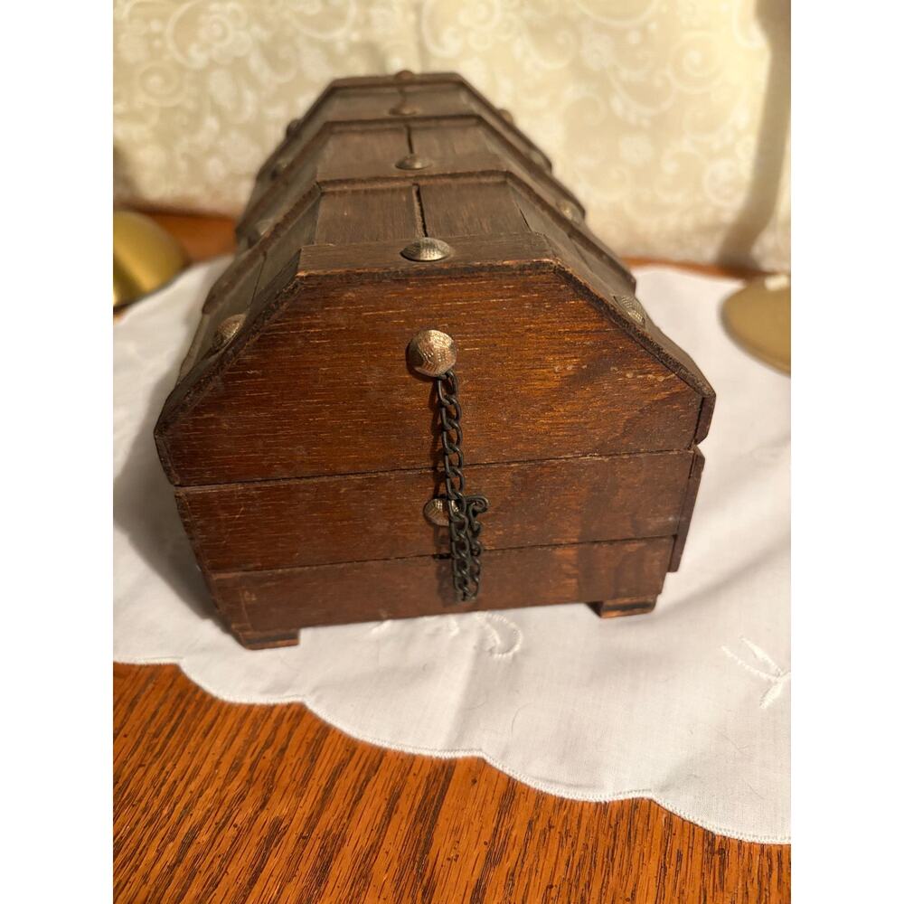Vintage Small Wooden Pirates Chest Jewelry Box - Picture 6 of 10